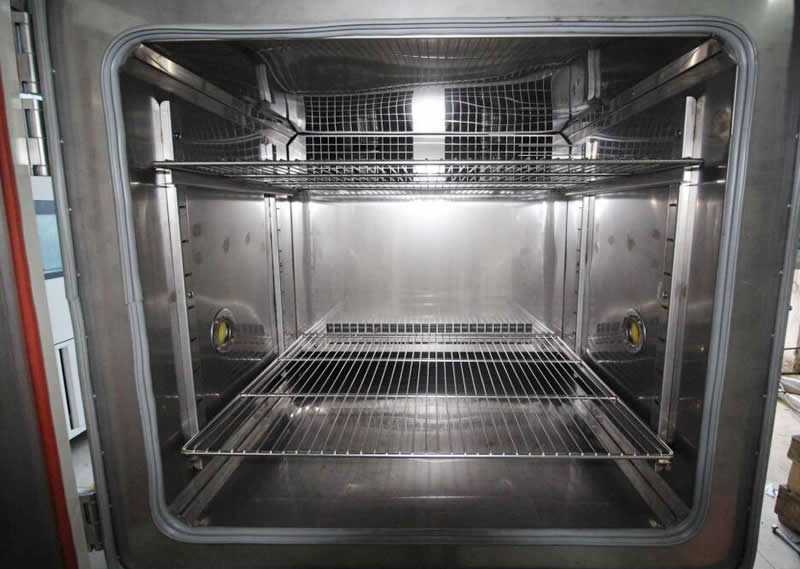 快速溫變循環試驗機測試區